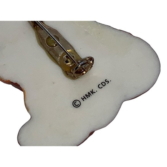 Hallmark Squirrel  Fall Lapel Pin - Picture 4 of 6